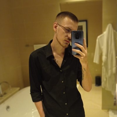 just a random guy who is interested into games, sience and common world events