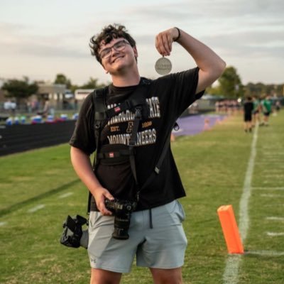 Sports Photographer | @appstate ‘27 | instagram 📸 @oceanmannjr
