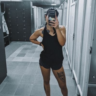 ampshoe's profile picture. Just another paper cut survivor. 
🏳️‍🌈