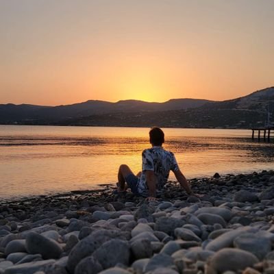 koliexper's profile picture. Bu profil tamamen fantazi ürünü olup, erkek erotik imgeler barındırabilir!🔞