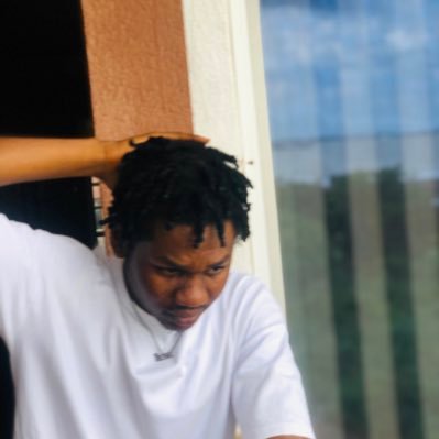 AmanlikeHush's profile picture. Minimize what you see, so you can monetize what you do daily.  Even if I know it all. I go still came down listen and learn from you. LOST ALL PRIDE