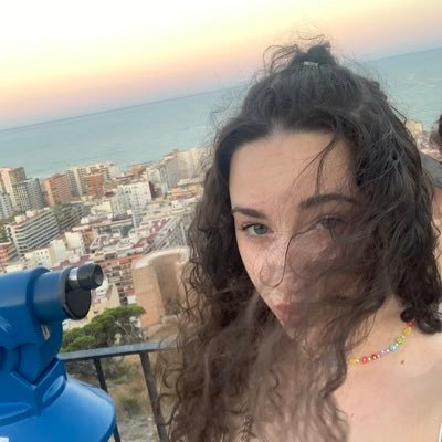 _beegoo_'s profile picture. se me ponen los ojitos más claritos al llorar