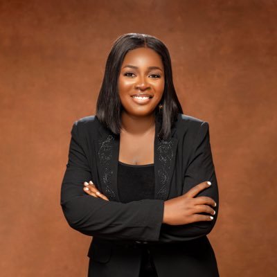 empresstitilola's profile picture. Professional Female Photographer @phoye_photography on ig. Asooke Vendor: @foyealasooke on ig