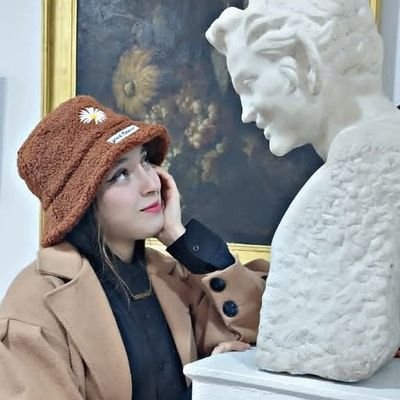 japtmeg's profile picture. Strong woman بس بنكايه