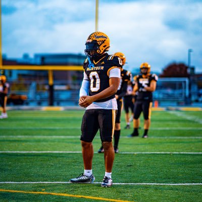 2025| 💨| 4.45 40 |Wr,Safety,Athlete| Track&Field|5”11 200| 1st team Wr and 1st team defensive athlete @montourfootball 7 d1 offers @cru7v7