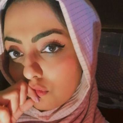 lenkoslapke's profile picture. خليني مغرومه فيك من قلبي ع قلبي تسرح لا تفكر قلبي بيقسك نقيتلك اجمل مطرح