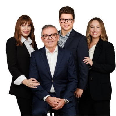 Jeff and his team are accomplished and experienced real estate professionals with over 36 years of expertise in Mississauga and the GTA