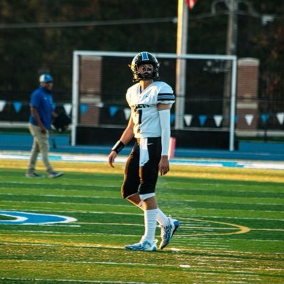 Kennett High School ‘27 | QB | 6'1