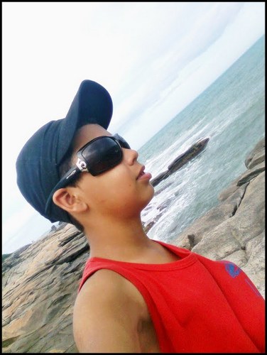 no eclips do sol e a estrela e bom a lua no eclips dor amor minha boca beija a sua http://t.co/qHq1P3dxdX