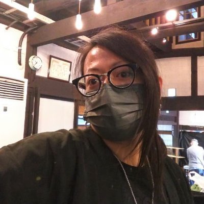 自分が生きやすい生き方をする事に決めました。
前より出会える頻度は減りますが
会いたい!って思って頂けたら
気軽に声かけてください。
いつもの場合にはちゃんと居てますし
そこにも来てくれたら嬉しいです。
ゾズマ
ちょっと変わります。
でも変わらないゾズマも居てます。
改めてよろしくお願いします(◍