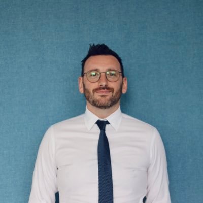 Director of Communications at @OasisAcademies (@Oasis_UK). Ex @AoC_Info, @ArkSchools & @BritishLibrary. Education, equality, politics and pop music. (He/his)