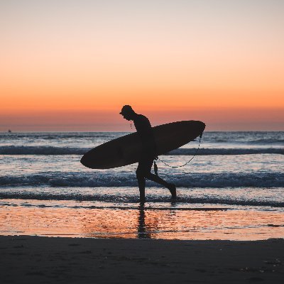 Early investor passionate about biology and world-changing tech | Avid Surfer