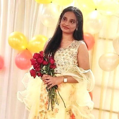 ManasaKapuri's profile picture. Doctor 🩺not just in love with medicine⚕️also in love with dance💃 & travel✈️, but I love myself the most🥰….Do follow the_peppy_doctor on instagram💕