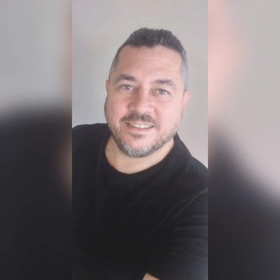 Cristão Católico, Bacharel em Teologia
