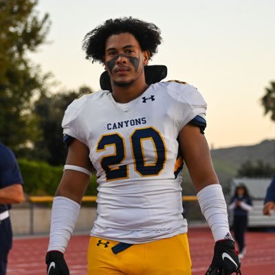 College of the Canyons| ILB/OLB | mid year qualifier | 6’1/225lb | highlights below|#jucoproduct