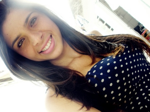 Sou como você me vê.
Posso ser leve como uma brisa ou forte como uma ventania,
Depende de quando e como você me vê passar.
