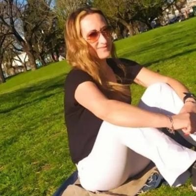 DanielaLandini3's profile picture. 11:11 🤍
🌱🍃💚