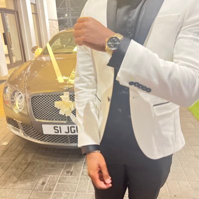 v1jithan's profile picture. P.O.M.E