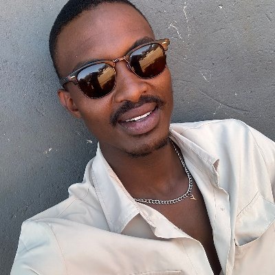 dibetso_theo's profile picture. @KaizerChiefs💯✌️⚽️ @ManCity @FCBarcelona_es ..