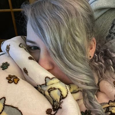 @CariWatterton