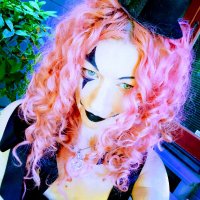 Kat The Red(@KatTheRed1) 's Twitter Profile Photo
