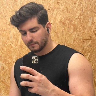 tomfernandesbr's profile picture. brand & packaging designer