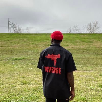 panoram1c's profile picture. 💔le$$ // 22 ♏️