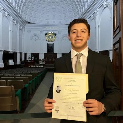 FidelMH11's profile picture. Esclavo del Instituto