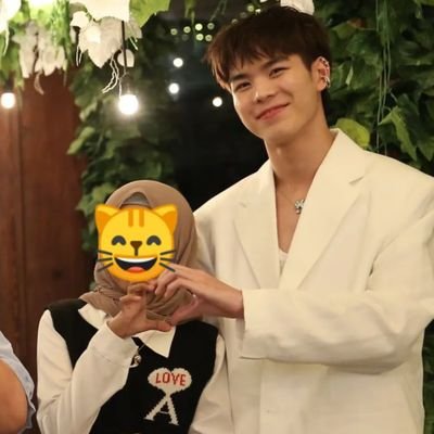 waylove231's profile picture. 𝚆𝚊𝚛 @warwanarat 𝚂𝚎𝚊 @sea_tawinan 𝘢𝘯𝘥 𝘗𝘪𝘯𝘨 @Pkrittanun 𝚙𝚛𝚘𝚝𝚎𝚌𝚝𝚘𝚛,

BUS & NT1 & Maxky & 夏之光 addicted,
+62 / +886

ENG/CHN/IDN