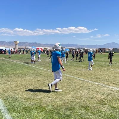 gavin11124053's profile picture. class of 2028🎓 cueva🐻(rb,linebacker,kicker)🏈