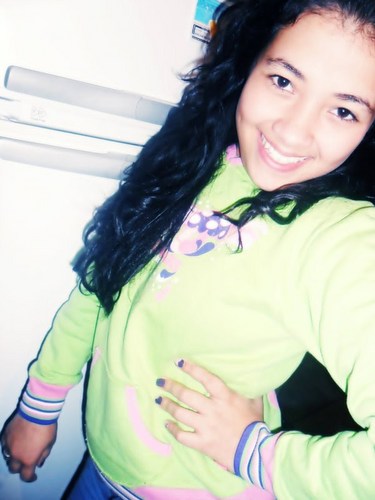 Independente de quem você seja, as pessoas vão sempre te enchergar como elas querem  ;]  Restart Sempreee *-*     s2