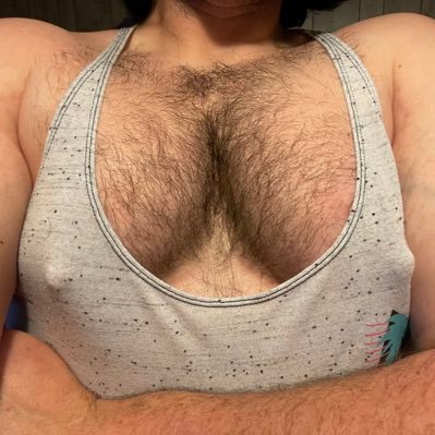 Mid-30’s, Gay gamer/writer with a love for nipples and pumps, NSFW, 18+ only, please Tumblr: https://t.co/uFM38y2N06 IG: UdderMensOfficial