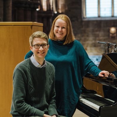 Art song duo since 2014.  @Harriet__Burns (soprano) and @IanTindale (piano). Explorations, observations and performance.