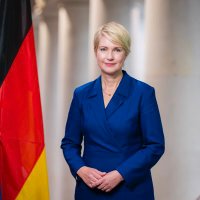 Manuela Schwesig(@ManuelaSchwesig) 's Twitter Profile Photo