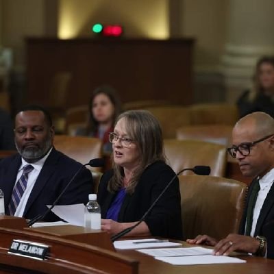 Parent. Wife. Advocate. ALL kids deserve options. Don't ask me the question if you don't want an honest answer.
RT/likes ≠ endorsement. Views are my own.