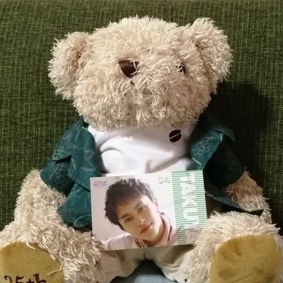 2017年から8号車🚆
基本箱推しで、4💚7🤍号車贔屓、一桁号車、激甘推しです🍀
若い頃からロックバンド、宝塚(歴ウン十年)ミュージカル三昧だった私が「食べ鉄の旅 台湾」で超特急と出会い、メンバーの人柄とエンディング曲に惹かれ勇気を出して初乗車して感動!
ほとんどソロ乗車(たまに夫も乗車)でまったり応援中