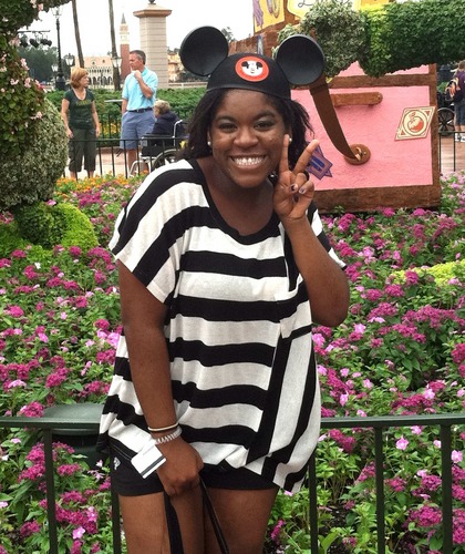 breadisgoodforu's profile picture. Dreamer, Globetrotter, Eyeshadow Fiend, Double Dukie. Part time adult - full time ninja.