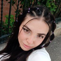 Celia✨ (@clnnzrz) 's Twitter Profile
