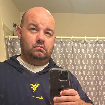 @WVUHoops @WVUFootball Fan, #MAGA 🇺🇸 Patriot 🇺🇸  Road trips are my hobby. Proverbs 3:5-6