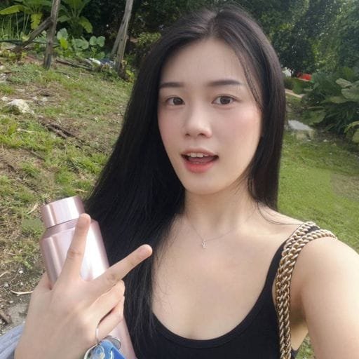 lesletheau91700's profile picture. 