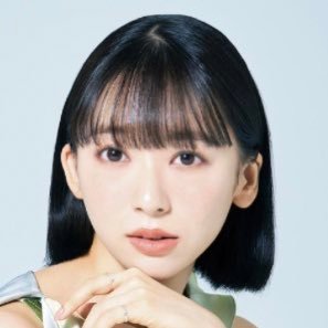 元欅坂46の佐藤詩織さんを応援するアカウントです。 ファンクラブリニューアルを記念して少し呟かせて頂きます。よろしくお願いします。