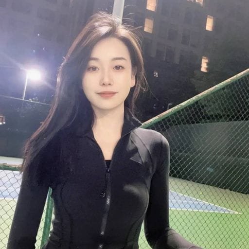 Deneap185306's profile picture. 