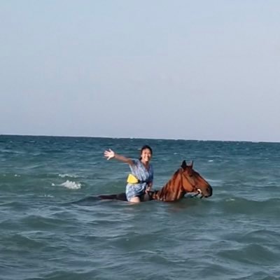 鹿児島在住ですが、海外と日本国内各地で旅したり働いたりしてます。バックパッカーしたりセブ島→マルタ→カナダで語学学校通ったりカミーノ巡礼したり米ディズニーキャストしたり世界一周クルーズ乗ったり、突然発作のように旅する人生。12月から世界2周目クルーズ出ます⛴現在35カ国に足跡付けた🐾