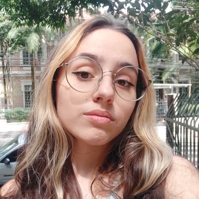 maduhverson's profile picture. ⏳21 |📝Design Digital- UAM