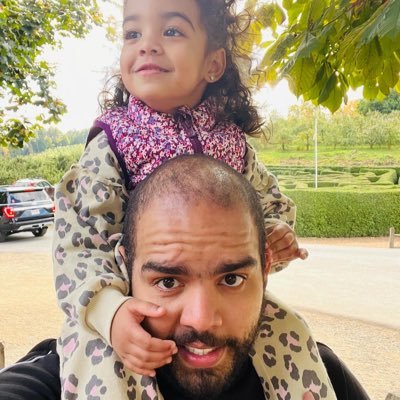 X_CHRISTMASTREE's profile picture. 