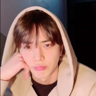 Naranhoon's profile picture. Younghoon's bitch.