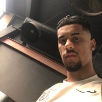 julio (@juliolzz) 's Twitter Profile