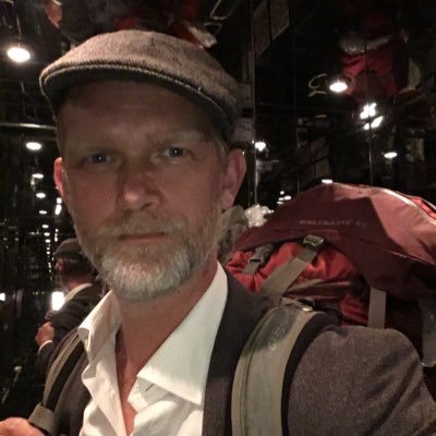 🇩🇰 Father of two. Author. Founder & CEO. PhD: Biogeochemistry/Limnology/Ecology. Interests: Humanity, Entrepreneurship, EV, Art, AI, Philosophy, Life,