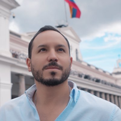 Concejal de #Quito. Abogado/Antropólogo 🇪🇨 PUCE/ 🏴 LSE #QuitoRenace 🧔🏻♂🧏🏽♀️🏙. Conectémonos por aquí 👇🏻
