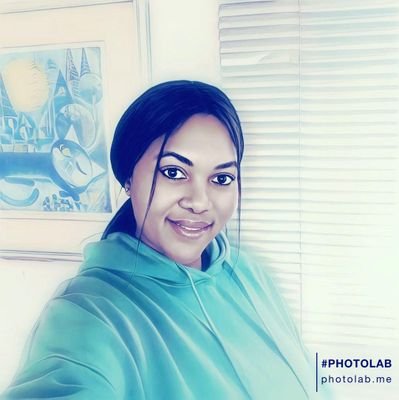 Hlezee's profile picture. I am living large and taking charge...